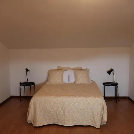 Casa Do Cipreste * 비아나도카스텔로